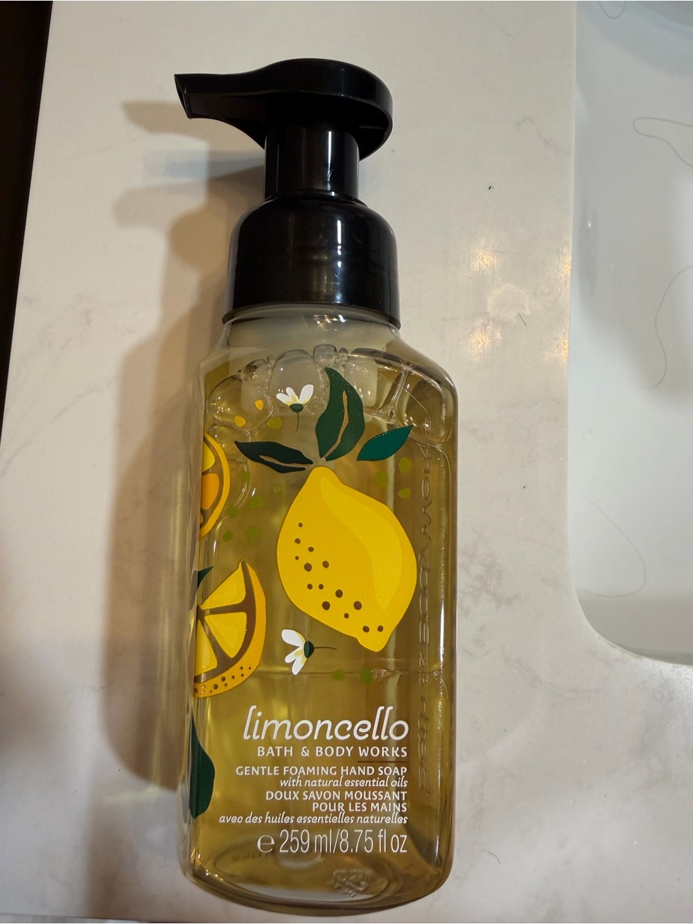 Bath & Body Works Limoncello Foaming Hand Soap - Yellow & Black